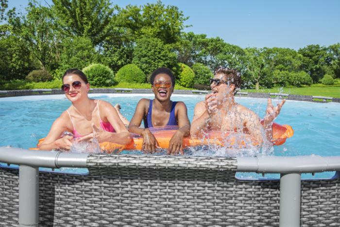 <small>Bestway® Spring into the Pool Party</small>